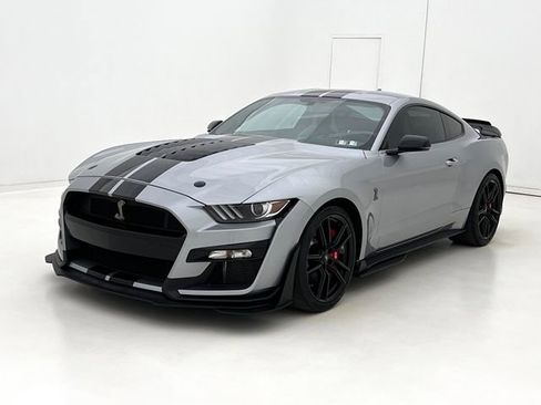 Used 2022 Ford Mustang Shelby GT500 w/ Technology Package RWD image 4