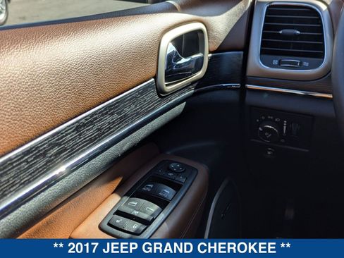 Used 2017 Jeep Grand Cherokee Summit image 25