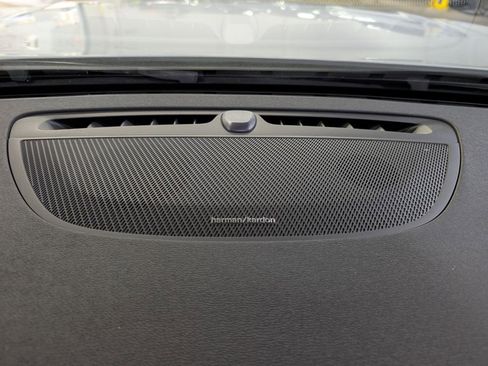 Used 2022 Volvo V90 B6 Cross Country w/ Advanced Package image 22