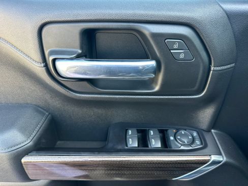 Used 2019 Chevrolet Silverado 1500 LT w/ All-Star Edition AWD/4WD image 11
