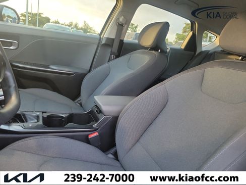 Certified 2025 Kia K4 FWD image 24