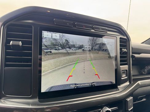 Certified 2022 Ford F150 XLT w/ Equipment Group 302A High image 29