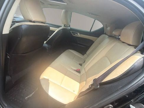 Used 2014 Lexus CT 200h w/ Seat Comfort Package FWD image 13