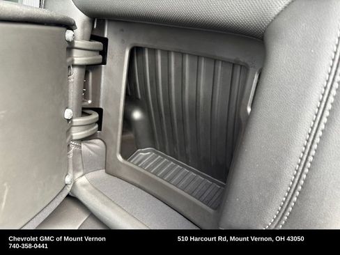 Used 2020 GMC Sierra 1500 SLT image 30