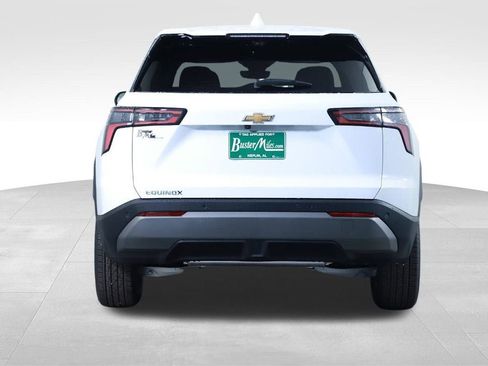 New 2026 Chevrolet Equinox LT image 11