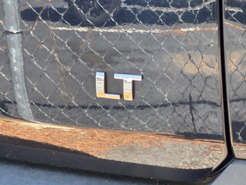 Used 2020 Chevrolet Traverse LT FWD image 6