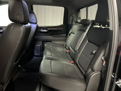 Used 2024 GMC Sierra 1500 Denali w/ Technology Package AWD/4WD image 23