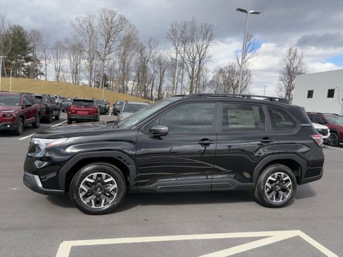 New 2026 Subaru Forester Premium image 4