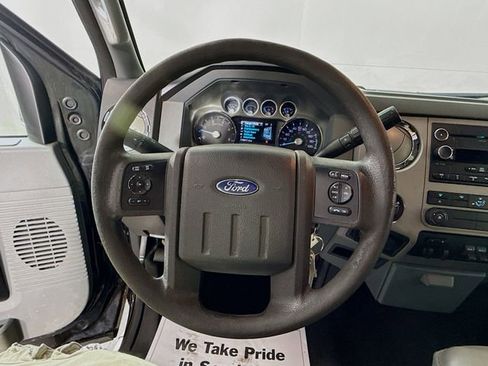 Used 2015 Ford F350 XLT w/ XLT Premium Package AWD/4WD image 13