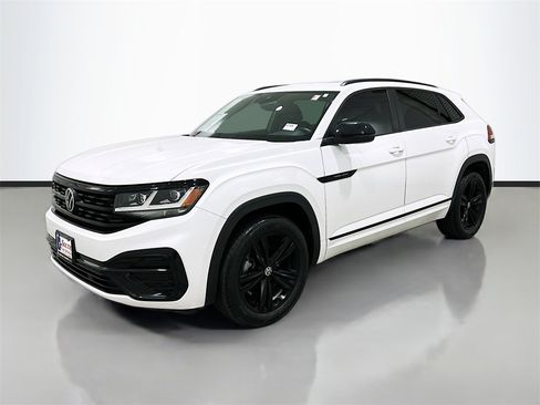 Used 2023 Volkswagen Atlas Cross Sport SEL R-Line image 3