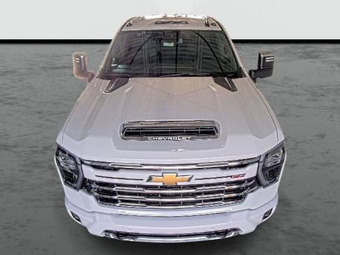 New 2026 Chevrolet Silverado 2500 LT w/ Z71 Chrome Sport Edition image 6