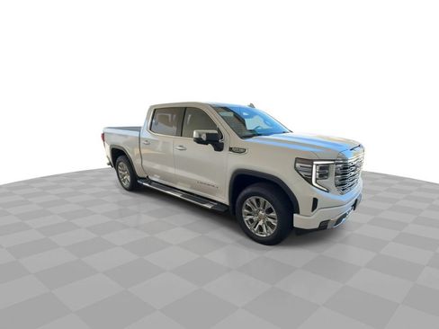 Certified 2024 GMC Sierra 1500 Denali w/ Technology Package AWD/4WD image 2