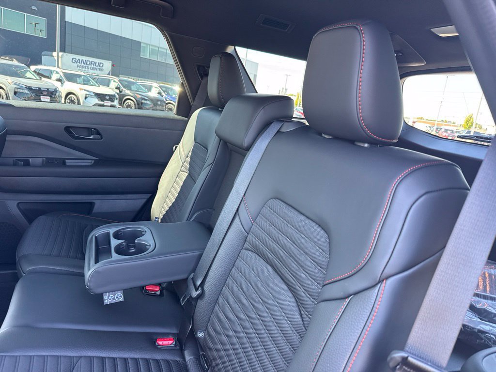 New 2026 Nissan Pathfinder Rock Creek AWD/4WD image 13