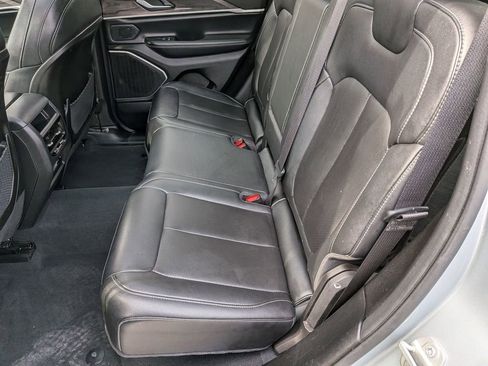 Used 2023 Jeep Grand Cherokee 30th Anniversary image 28