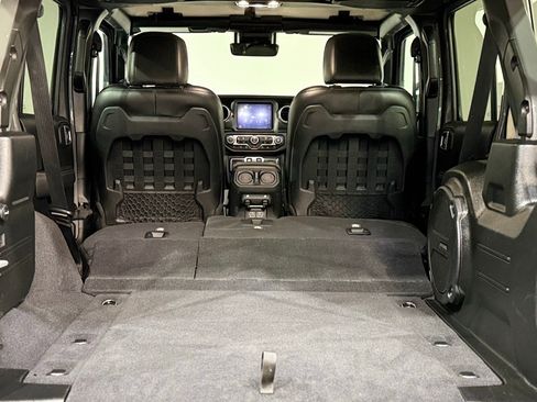Used 2021 Jeep Wrangler Unlimited Rubicon image 34