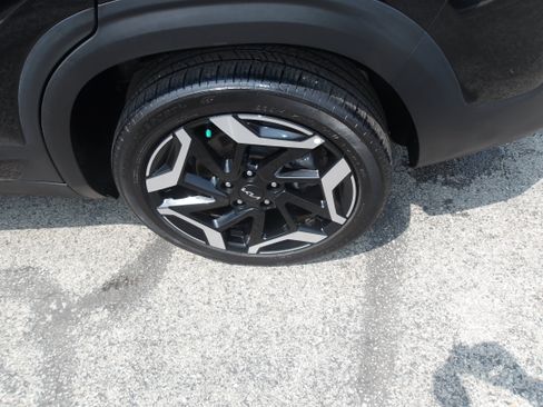 Used 2024 Kia Seltos SX AWD/4WD image 22