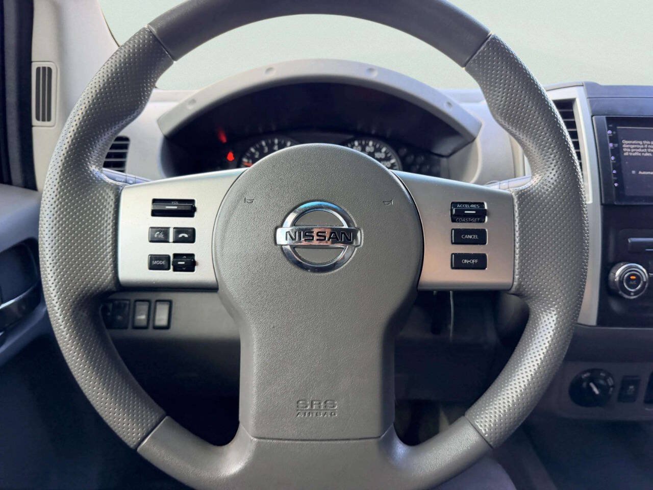 Used 2013 Nissan Frontier SV AWD/4WD image 31