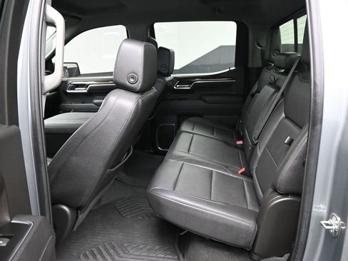 Used 2025 Chevrolet Silverado 1500 RST image 10