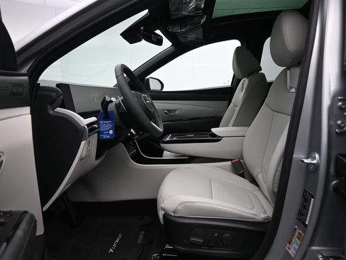 New 2026 Hyundai Tucson Limited image 22