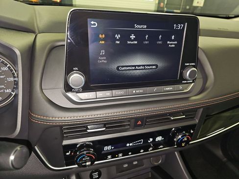 Used 2026 Nissan Rogue SV image 37