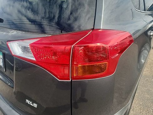Used 2015 Toyota RAV4 XLE FWD image 13