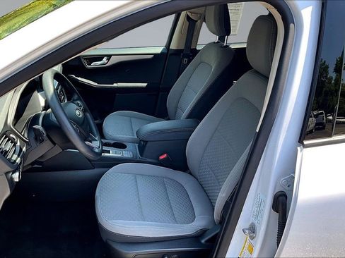 Used 2020 Ford Escape SE FWD image 22