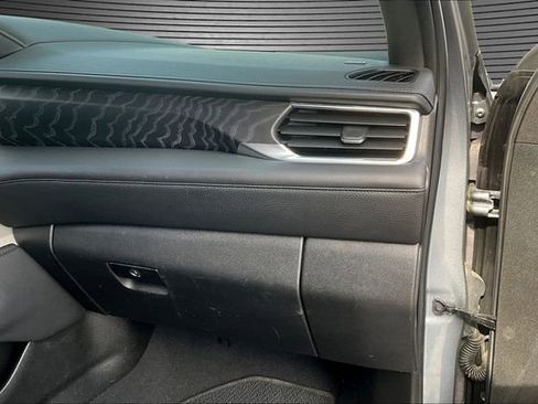 Used 2022 GMC Yukon XL Denali image 26