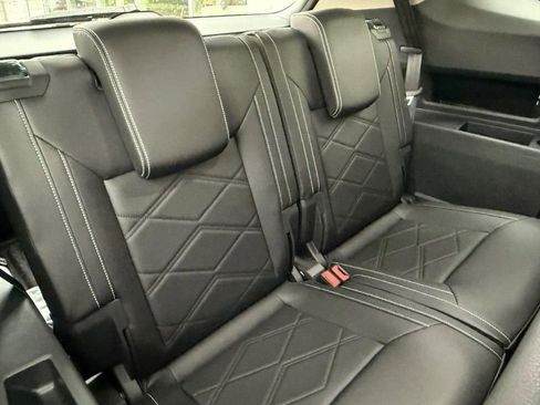 New 2026 Volkswagen Atlas SE image 6