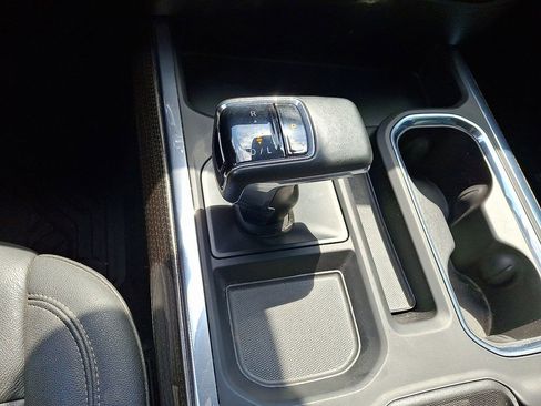 Used 2024 Chevrolet Silverado 1500 RST w/ Convenience Package II AWD/4WD image 22