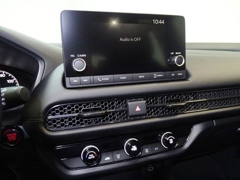 Used 2025 Honda HR-V LX image 15
