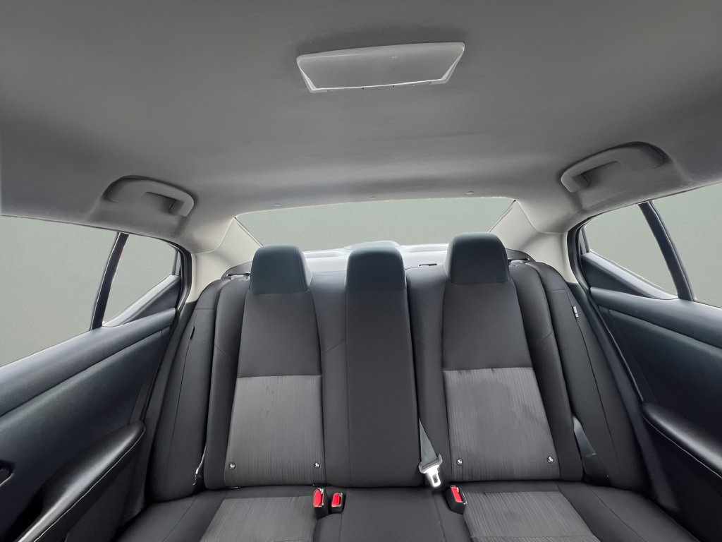 Used 2024 Nissan Sentra SV FWD image 17