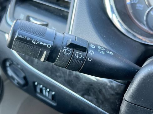 Used 2012 Chrysler Town & Country Touring w/ Entertainment Group #1 image 25