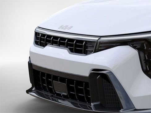 New 2025 Kia K4 GT-Line image 12