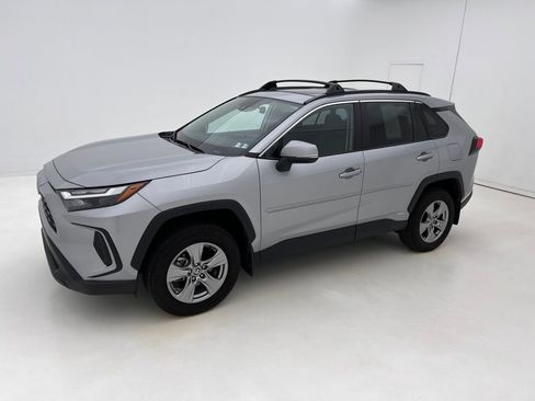 Used 2024 Toyota RAV4 XLE image 9