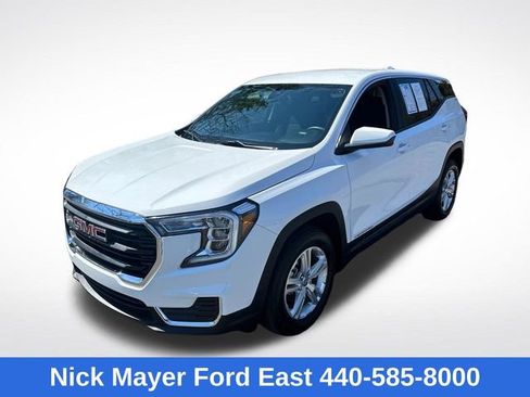Used 2024 GMC Terrain SLE AWD/4WD image 3