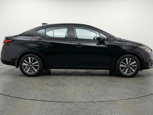 Used 2025 Nissan Versa SV FWD image 11