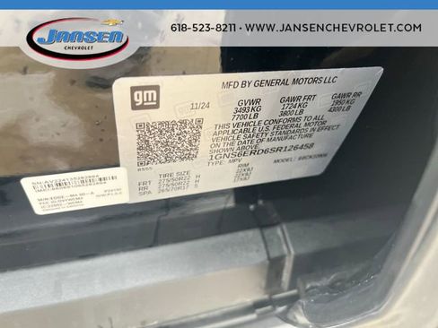 Used 2025 Chevrolet Suburban RST image 33