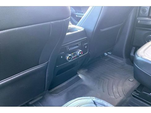 Used 2020 Ford Expedition Limited w/ Equipment Group 302A AWD/4WD image 35