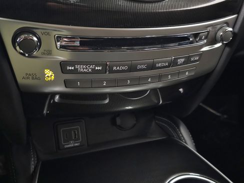 Used 2019 INFINITI QX60 Luxe w/ Essential Package image 30