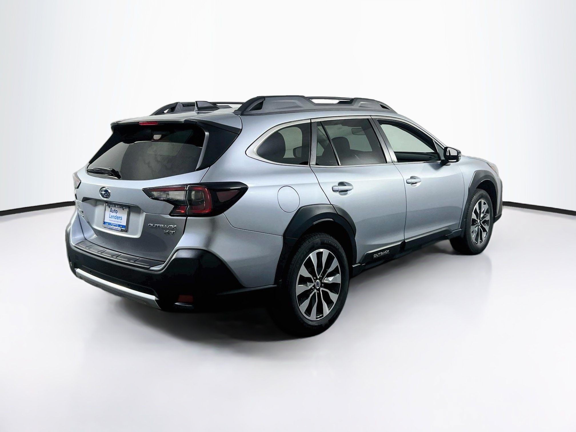 Used 2023 Subaru Outback Limited XT AWD/4WD image 5