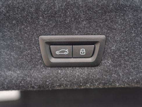 Used 2024 BMW M340i xDrive w/ Premium Package AWD/4WD image 8