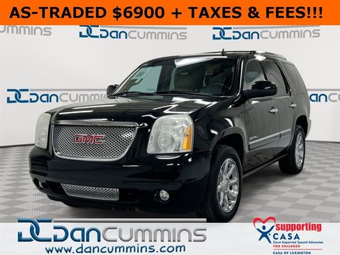 Used 2011 GMC Yukon Denali image 1