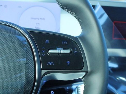 New 2024 Hyundai Ioniq 5 SEL image 28