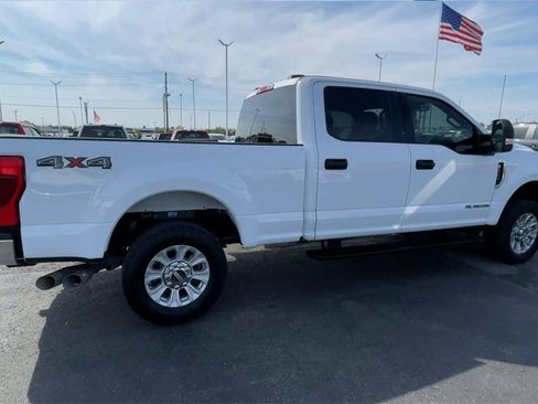 Used 2022 Ford F250 XLT image 2