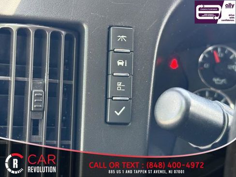 Used 2021 Chevrolet Express 2500 w/ Safety Package RWD image 28