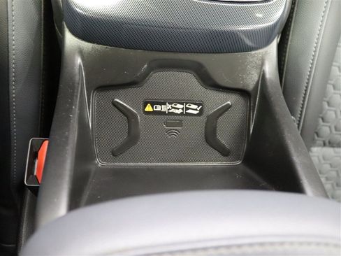 Used 2019 Chevrolet Colorado Z71 AWD/4WD image 40