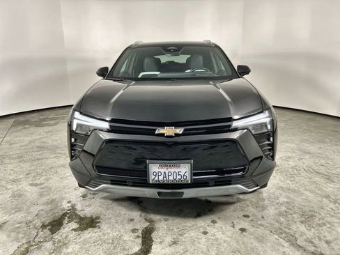 Used 2024 Chevrolet Blazer EV LT image 3