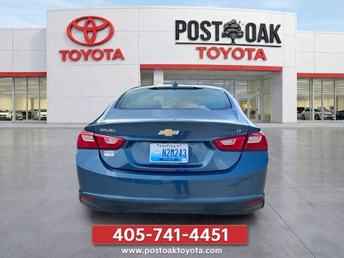 Used 2025 Chevrolet Malibu LT FWD image 4