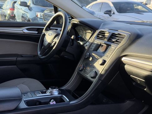 Used 2019 Ford Fusion S image 29