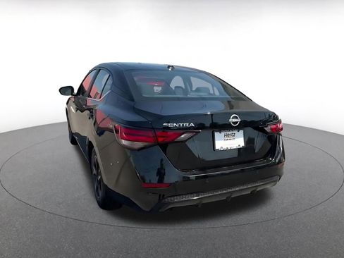 Used 2025 Nissan Sentra SV image 11